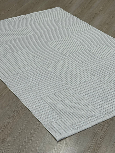 Madra Serisi Makinede Yıkanabilir Krem Renk Halı RH-5601