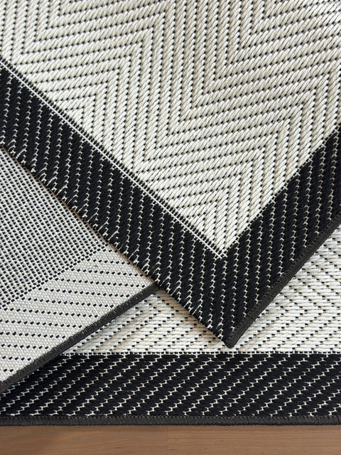 Alfa Serisi Makinede Yıkanabilir Ekru/Siyah Sisal Halı NX-20