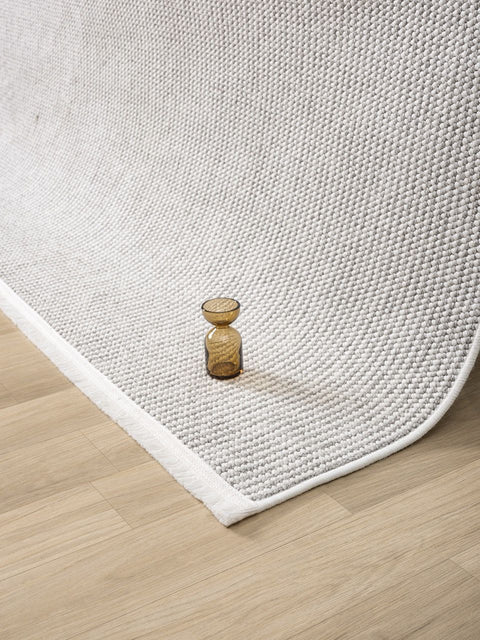 Clam Serisi Bukle Dokuma Ekru/Gri Renk Halı SH-5403