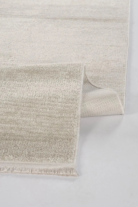 Morien Serisi Ekru Renk Yumuşak Makine Halısı AP-8421