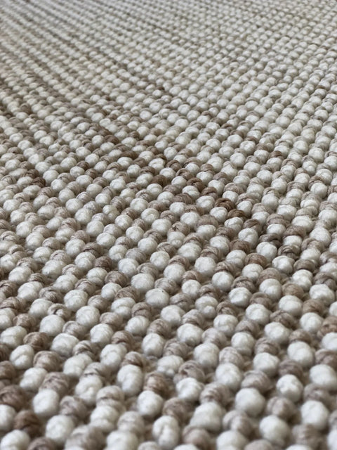 Clam Serisi Bukle Dokuma Bej Renk Halı OH-342