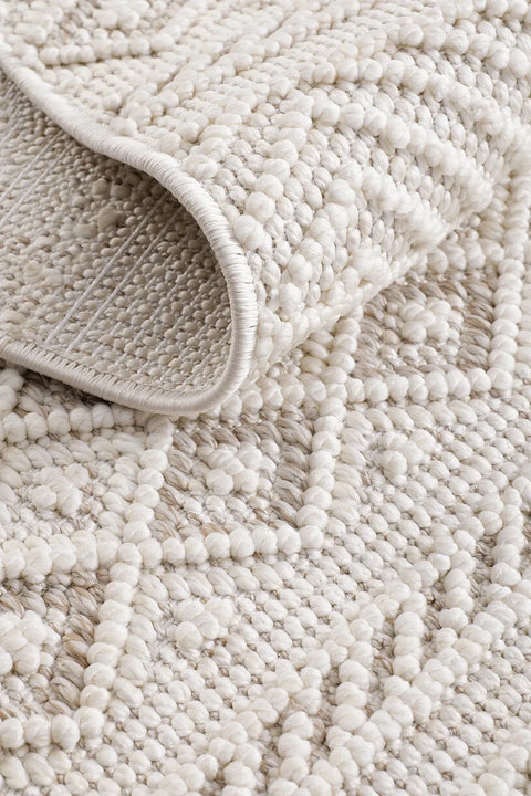 Clam Serisi Bukle Dokuma Ekru/Bej Renk Halı NX-3021K