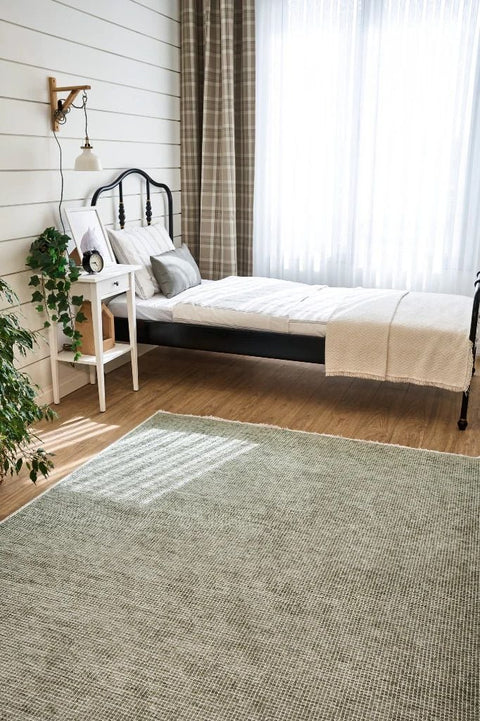 Norge Serisi Yeşil Renk Yeni Nesil Modern Halı AP-2416