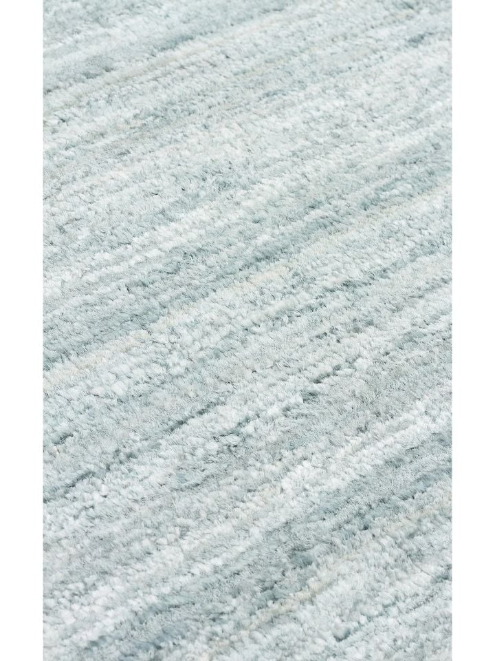 Lia Serisi Muz İpeği Viskon ve Yün Harmanlı İnce Dokulu Turkuaz Lüks Halı NX-730