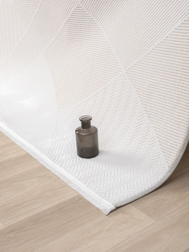 Monza Serisi Bej Renk Akrilik Halı SH-0557