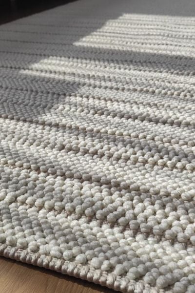 Clam Serisi Bukle Dokuma Modern Ekru Renk Halı AP2211