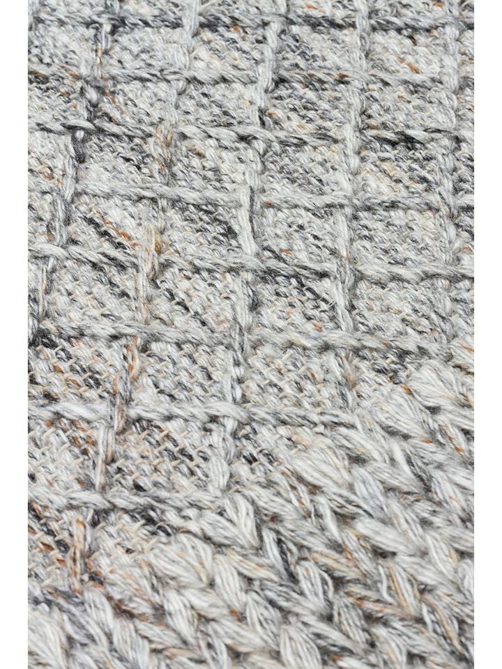 Tempo Serisi Balıksırtı Desenli Yün ve Pamuk Katkılı Gri Modern El Dokuma Halı NX-744