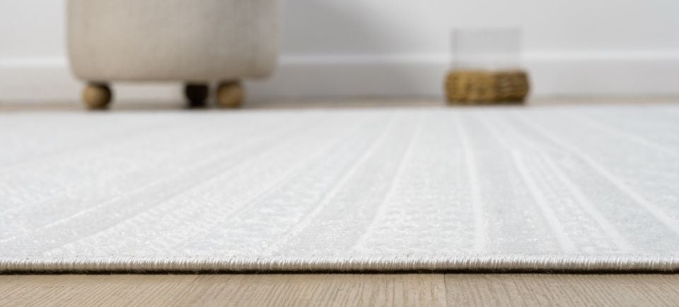 Vera Serisi Krem Makine Dokuma Halısı SH-144