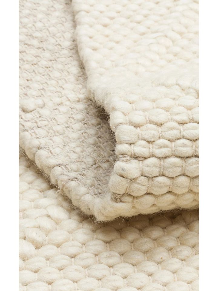 Liva Serisi İskandinav Tarzı İri Örgü Dokulu Krem Doğal Yün Halı NX-3685