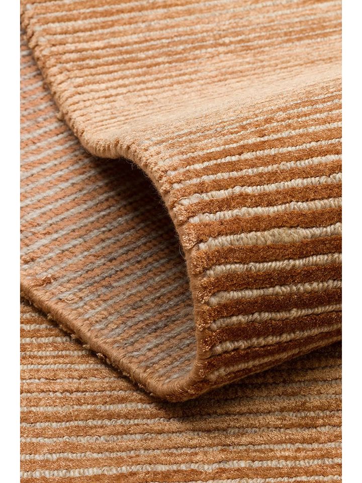 Celsus Serisi El Dokuma Modern Sade Terra Renk Halı NX-765