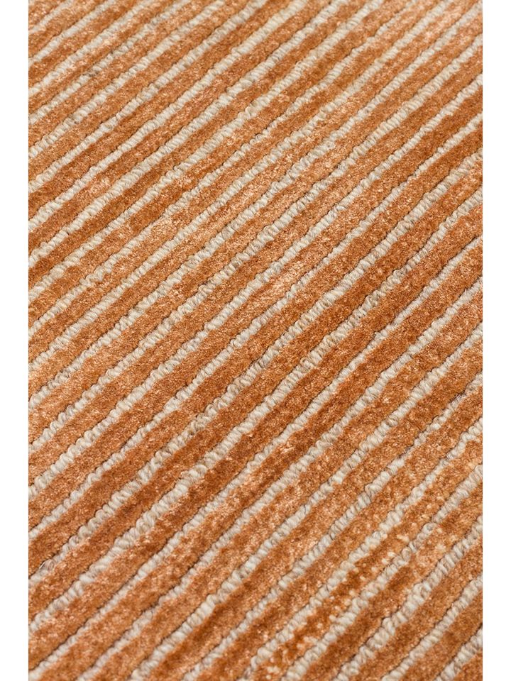 Celsus Serisi El Dokuma Modern Sade Terra Renk Halı NX-765