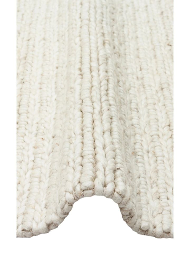 Liva Serisi İskandinav Tarzı İri Örgü Dokulu Krem Doğal Yün Halı NX-3692
