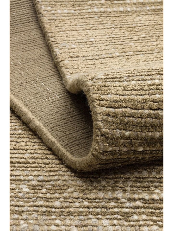 Aden Serisi Yün ve Viskonun Ahenkli Buluşması Ultra Ağır El Dokuma Yeşil Renk Halı NX-3702