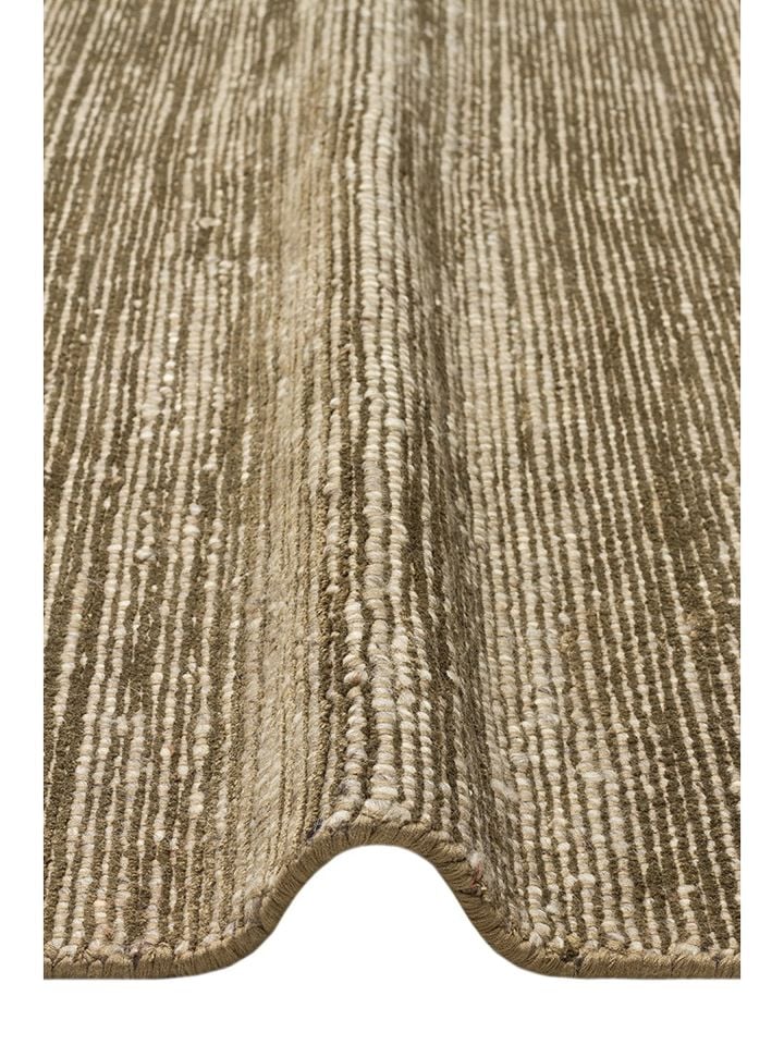 Aden Serisi Yün ve Viskonun Ahenkli Buluşması Ultra Ağır El Dokuma Yeşil Renk Halı NX-3702