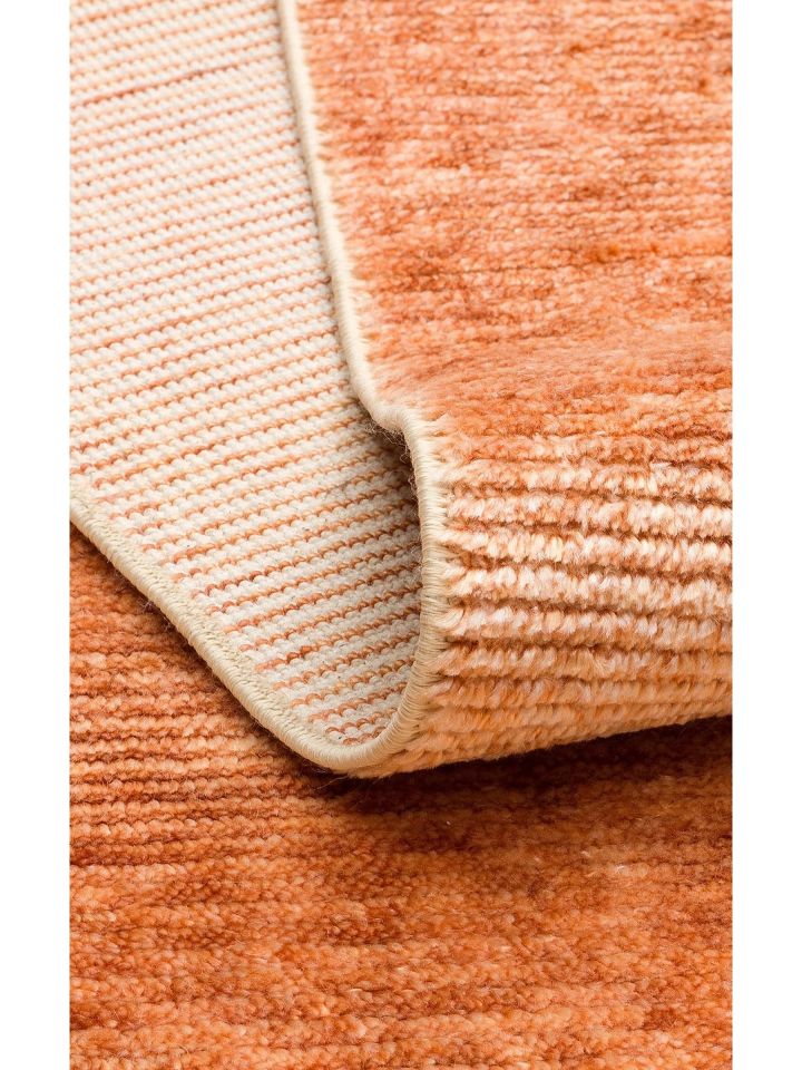 Nova Serisi %100 Tencel İpeği ile Dokunan Hav Vermeyen Terra Modern Kara Tezgah Halısı NX-686