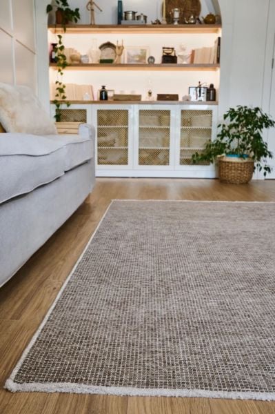 Norge Serisi Yumuşak Dokulu Yeni Nesil Bej Renk Halı AP-2412