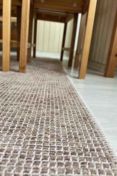 Norge Serisi Yumuşak Dokulu Yeni Nesil Bej Renk Halı AP-2412