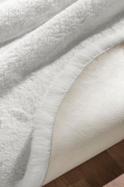Cloud Serisi Makinede Yıkanabilir Yüksek Kalite Beyaz Peluş Halı NX-107