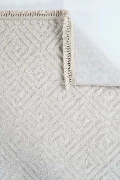 Madra Serisi Hav Toz Vermeyen Modern Dayanıklı Krem/Bej Halı AP-6812