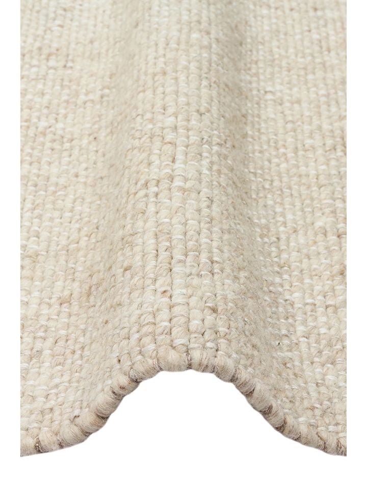Sia Serisi %80 Yün ve %20 Viskon Harmanlı Kalın Dokulu Bej İskandinav Halı NX-3722