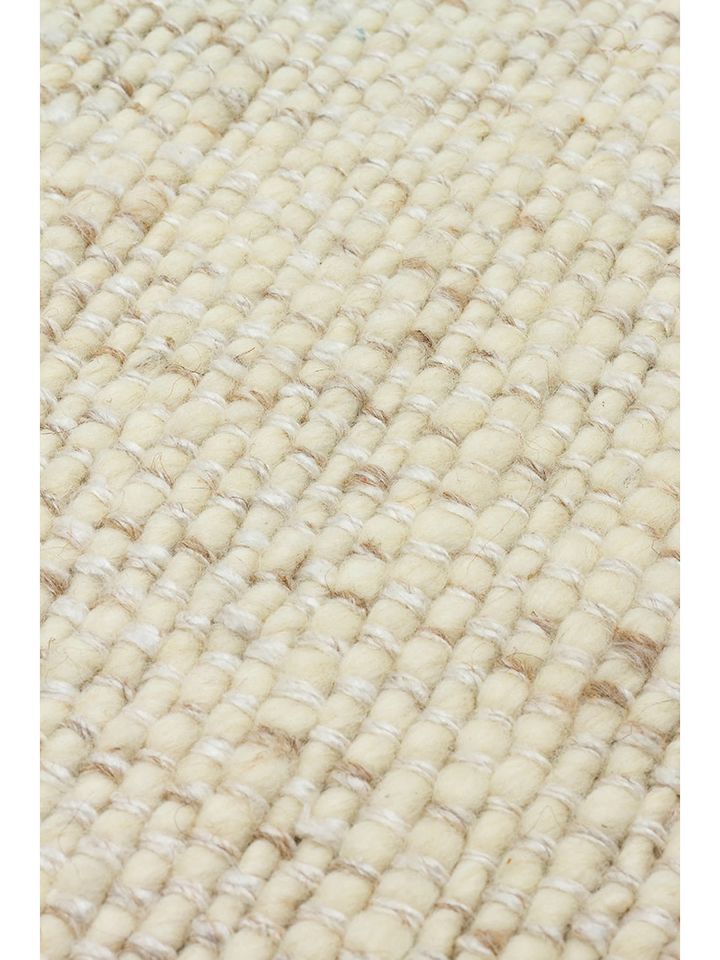 Sia Serisi %80 Yün ve %20 Viskon Harmanlı Kalın Dokulu Krem İskandinav Halı NX-3724