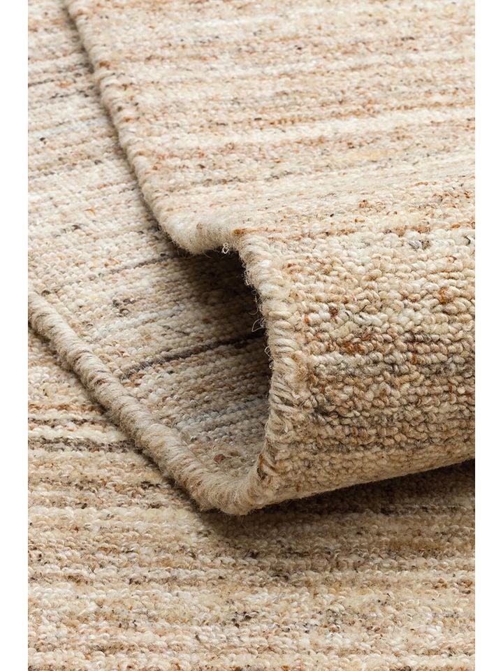 Runa Serisi %70 Yün ve %30 Viskon Harmanlı Bej İskandinav Halı NX-3725