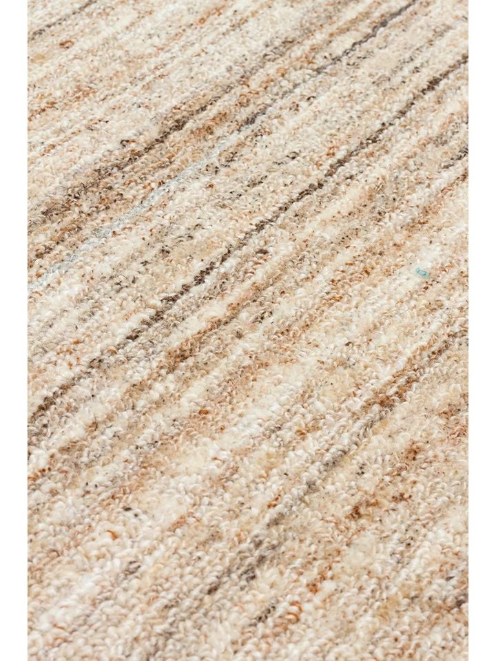 Runa Serisi %70 Yün ve %30 Viskon Harmanlı Bej İskandinav Halı NX-3725