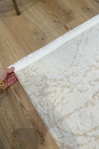 Vera Serisi Krem Makine Dokuma Halısı AP-6221